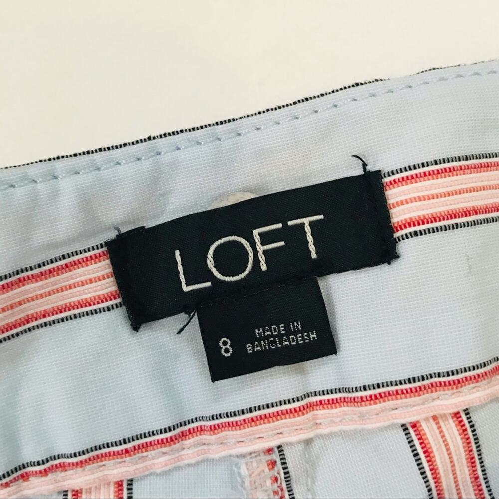 LOFT Ruffle Shorts - Picture 4 of 5